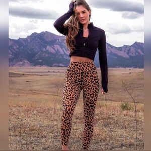 Balance Athletica Elevate Cropped Zip